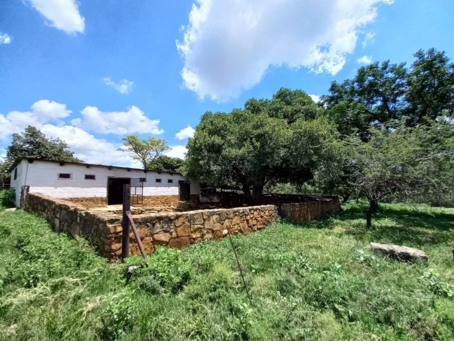 7 Bedroom Property for Sale in Rustenburg Rural North West